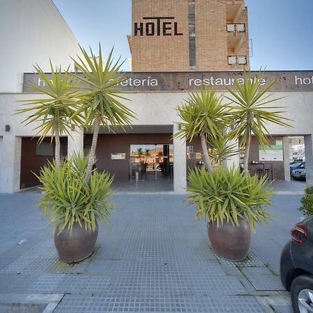 Hotel Moya Navalmoral De La Mata Εξωτερικό φωτογραφία