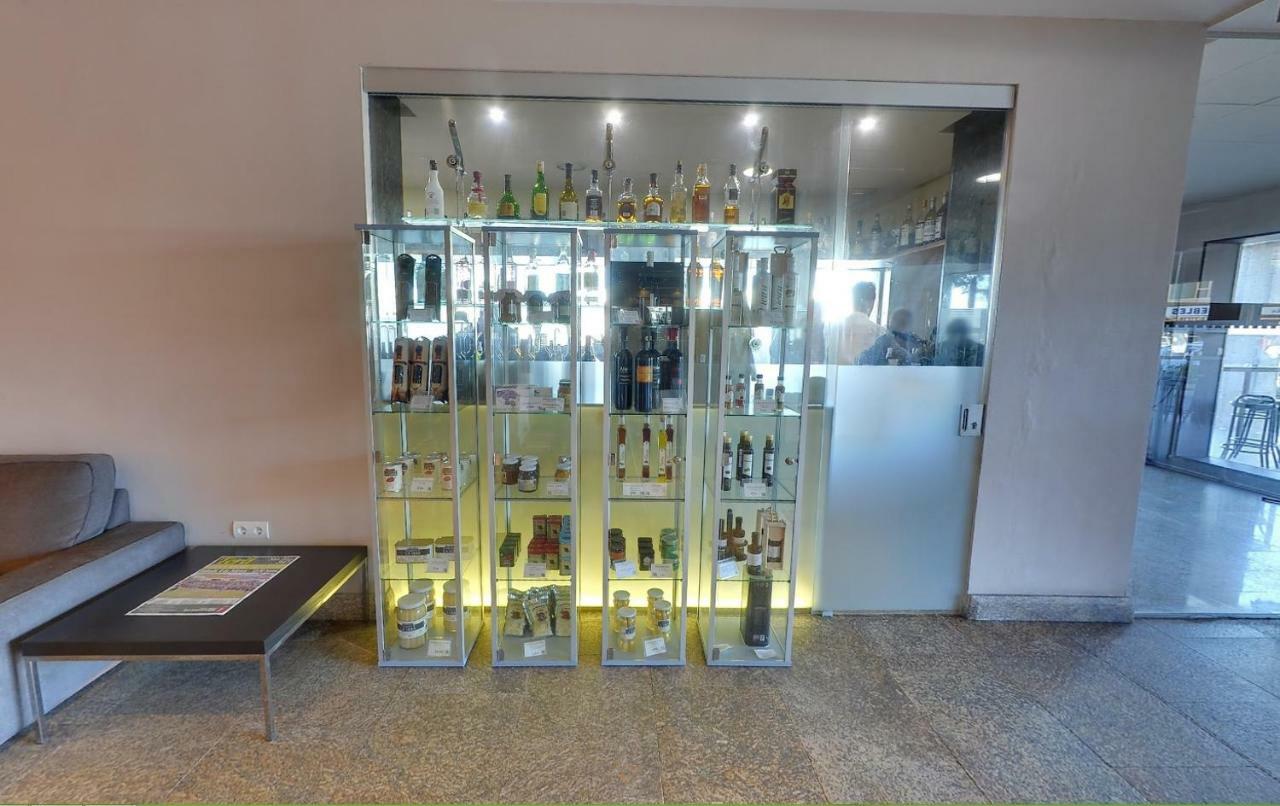 Hotel Moya Navalmoral De La Mata Εξωτερικό φωτογραφία