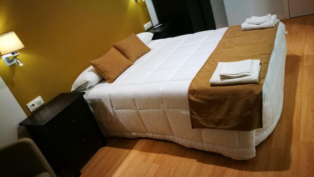 Hotel Moya Navalmoral De La Mata Εξωτερικό φωτογραφία