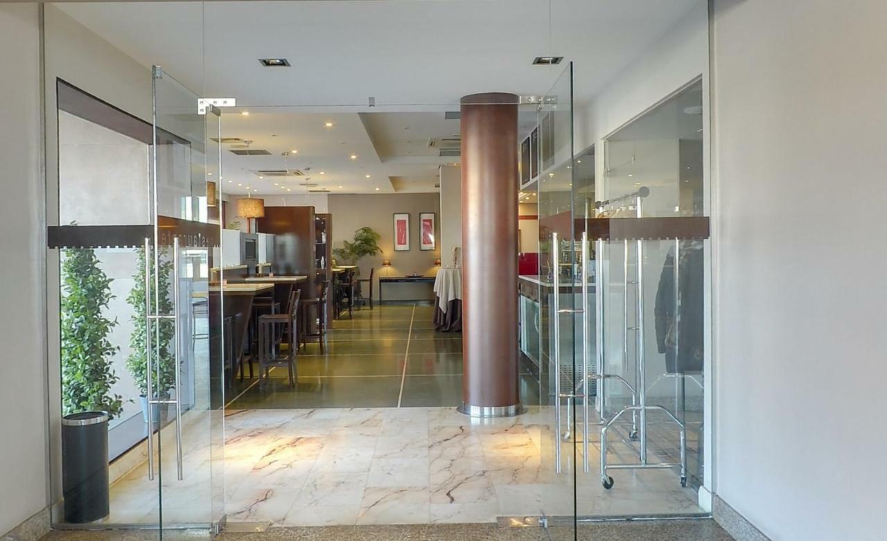 Hotel Moya Navalmoral De La Mata Εξωτερικό φωτογραφία
