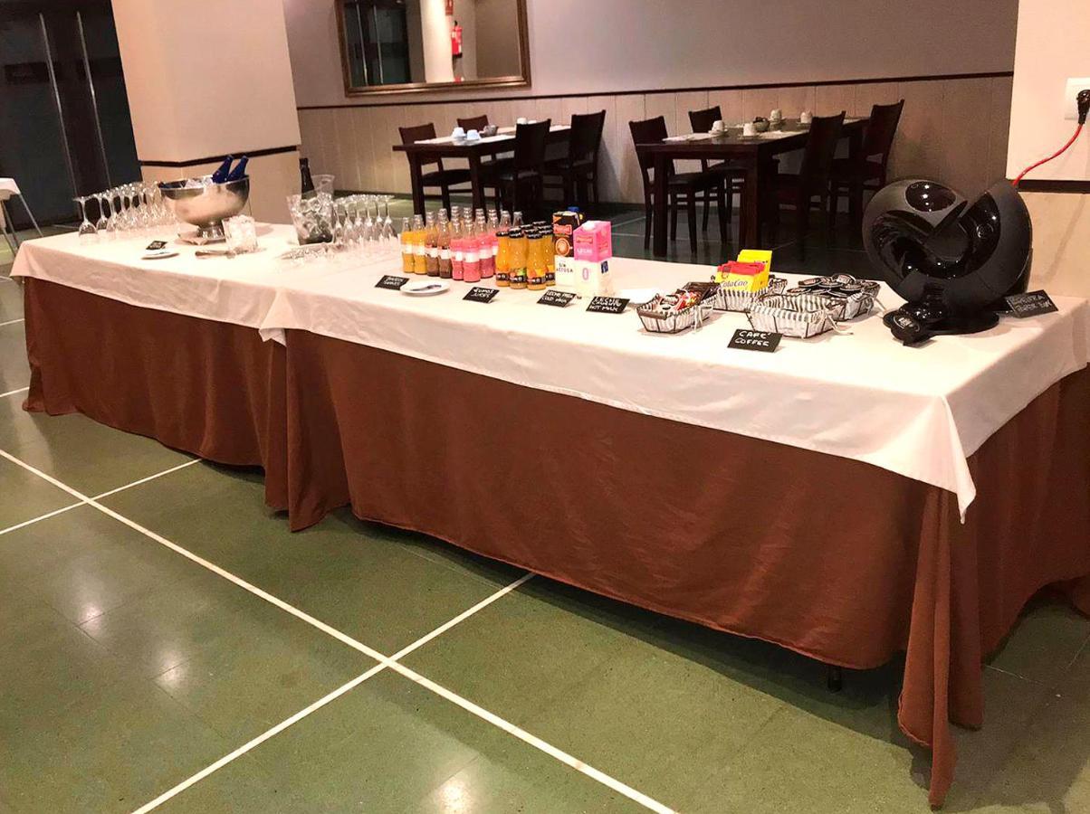 Hotel Moya Navalmoral De La Mata Εξωτερικό φωτογραφία